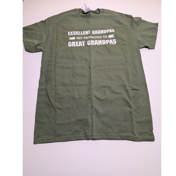 Gildan Other - Gildan‎ Ultra Cotton Mens Green Great Grandpa Graphic T-Shirt Size M Promoted To